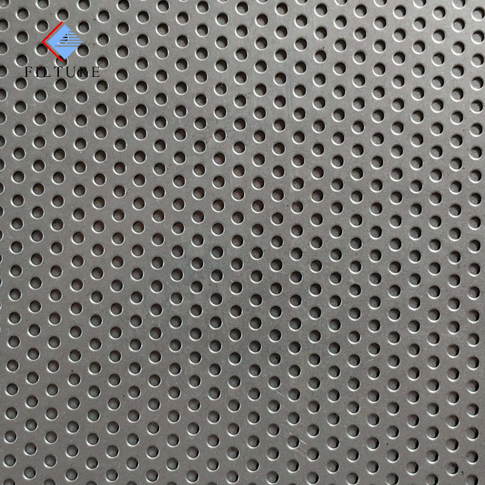 پنل‌های سوراخ‌دار تیتانیومی با دوام بالا