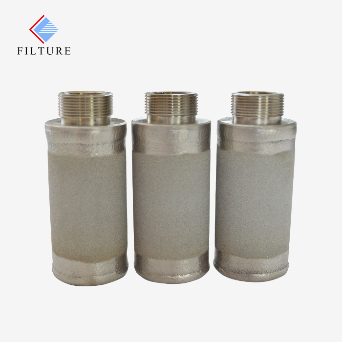 TItanium sintered porous metal filter element